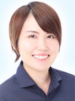 成川（なりかわ）シュウ先生