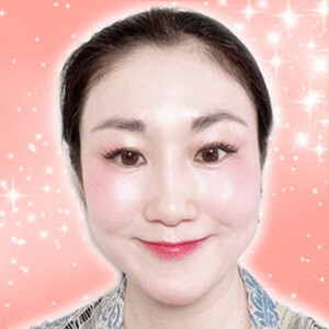 和泉 朱莉（いずみ あかり）先生