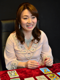 沙紗（さしゃ）先生