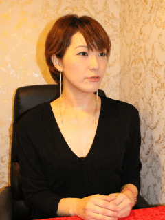 瑠樹奈（るきな）先生