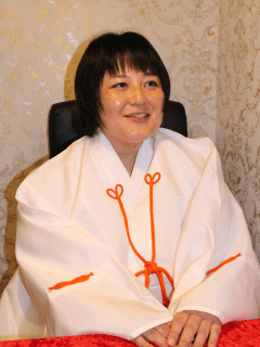 葵奈（あおな）先生