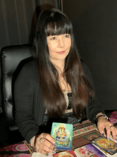 蓮珠（れんじゅ）先生